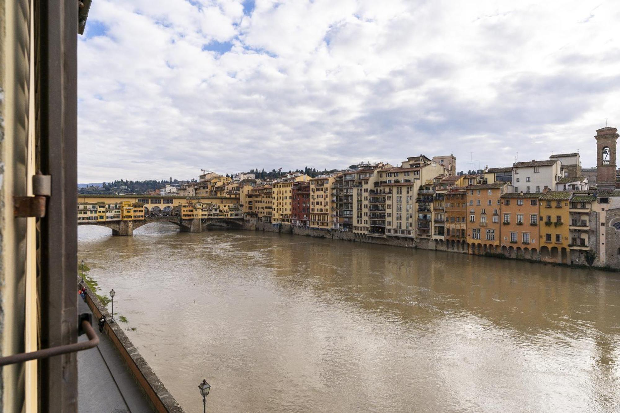 Acciaiuoli 18 Firenze